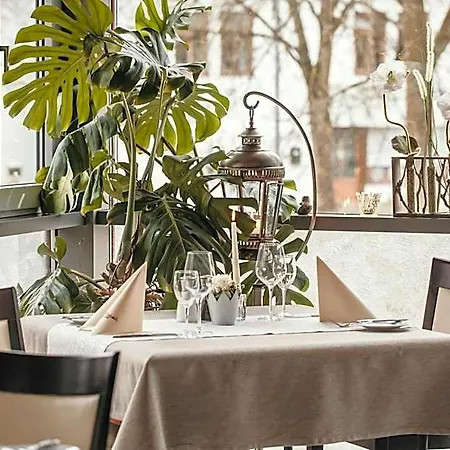 Landgasthof Krone Hotel